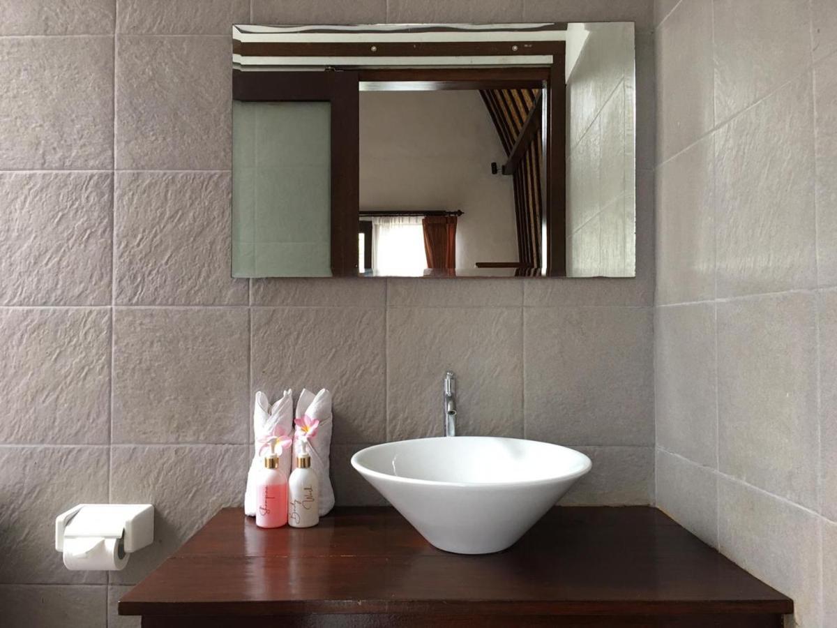 Bale Lumbung Bungalows Sakti Esterno foto