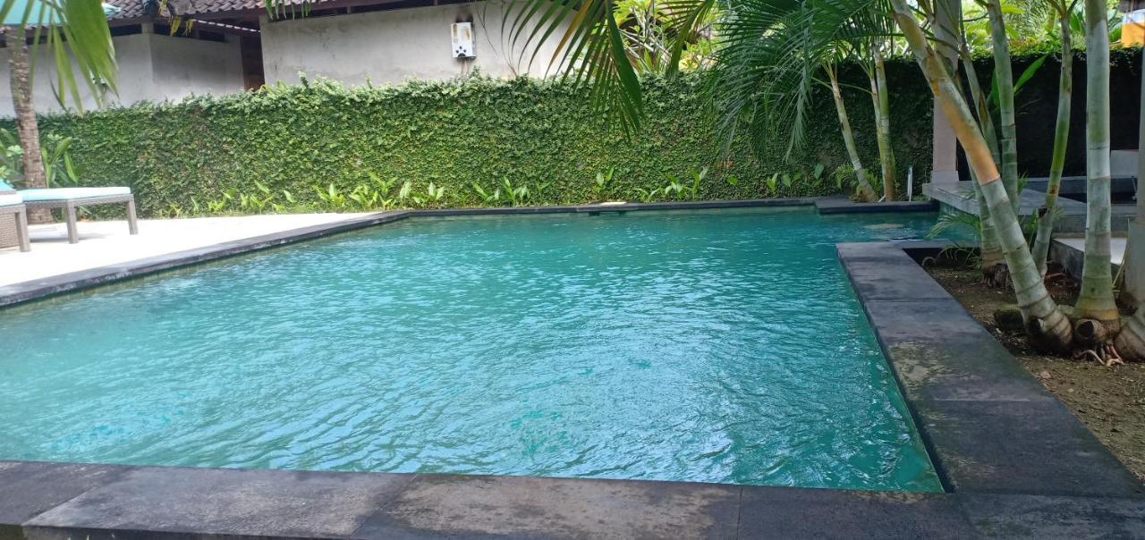Bale Lumbung Bungalows Sakti Esterno foto
