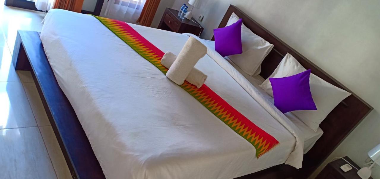 Bale Lumbung Bungalows Sakti Esterno foto